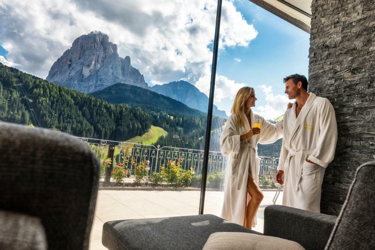 Hotel Interski Santa Cristina Val Gardena Exterior foto